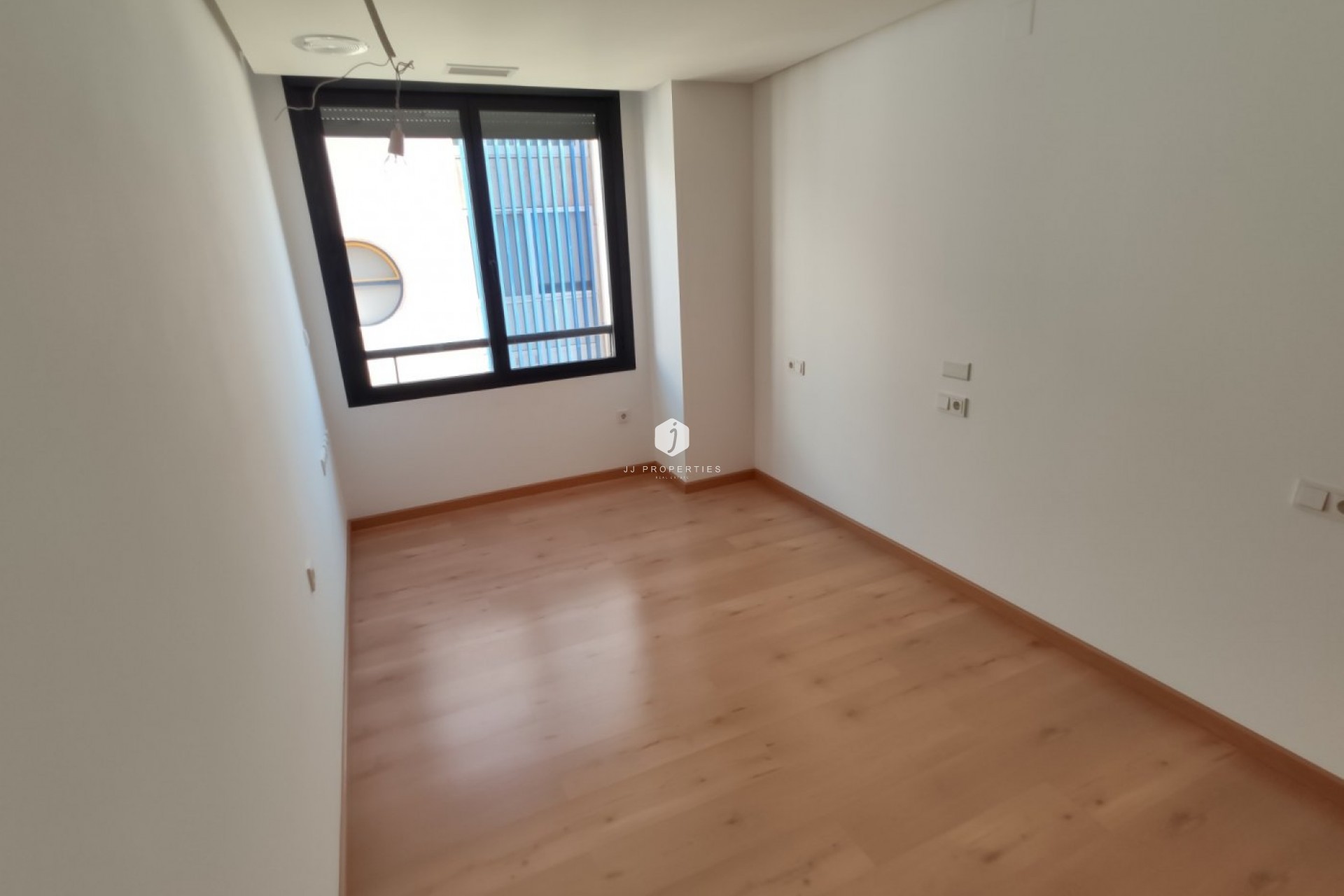 Aus zweiter Hand - Wohnung -
Torrevieja - Puerto