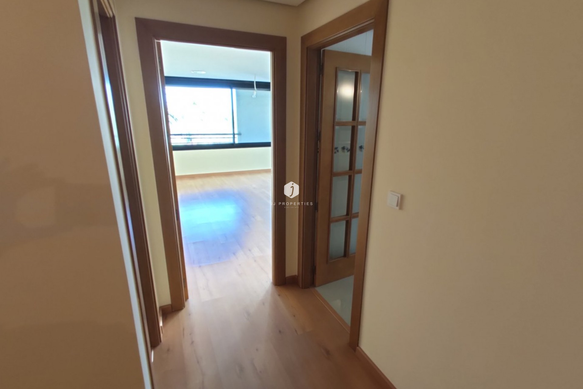 Aus zweiter Hand - Wohnung -
Torrevieja - Puerto