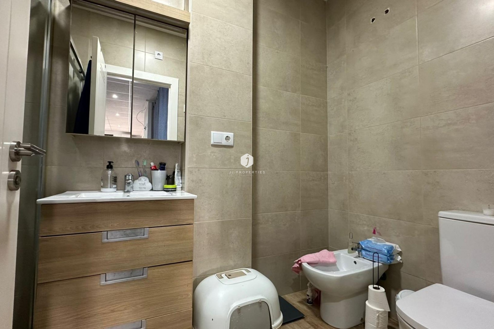 Aus zweiter Hand - Wohnung -
Torrevieja - Sector 25