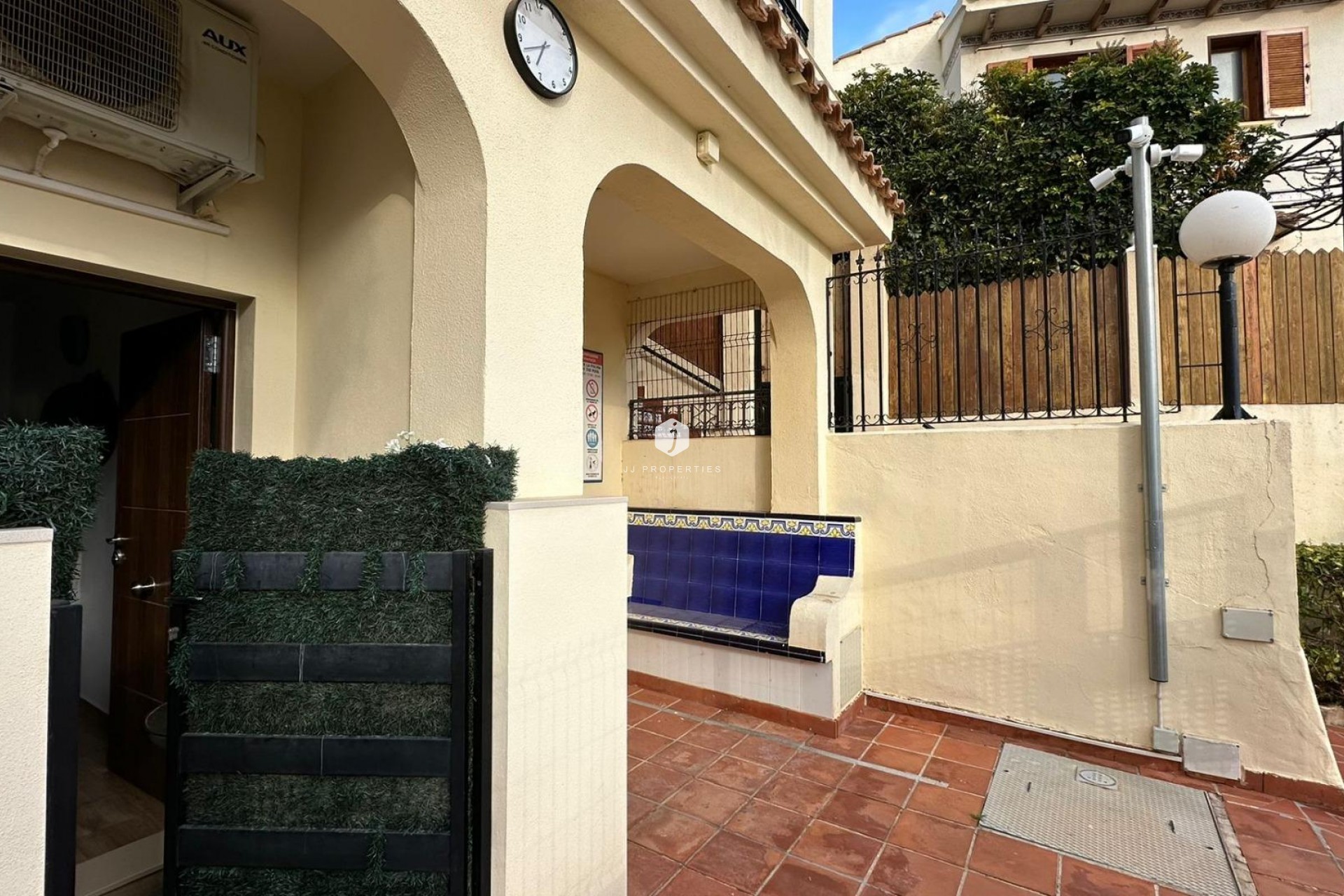 Aus zweiter Hand - Wohnung -
Torrevieja - Sector 25