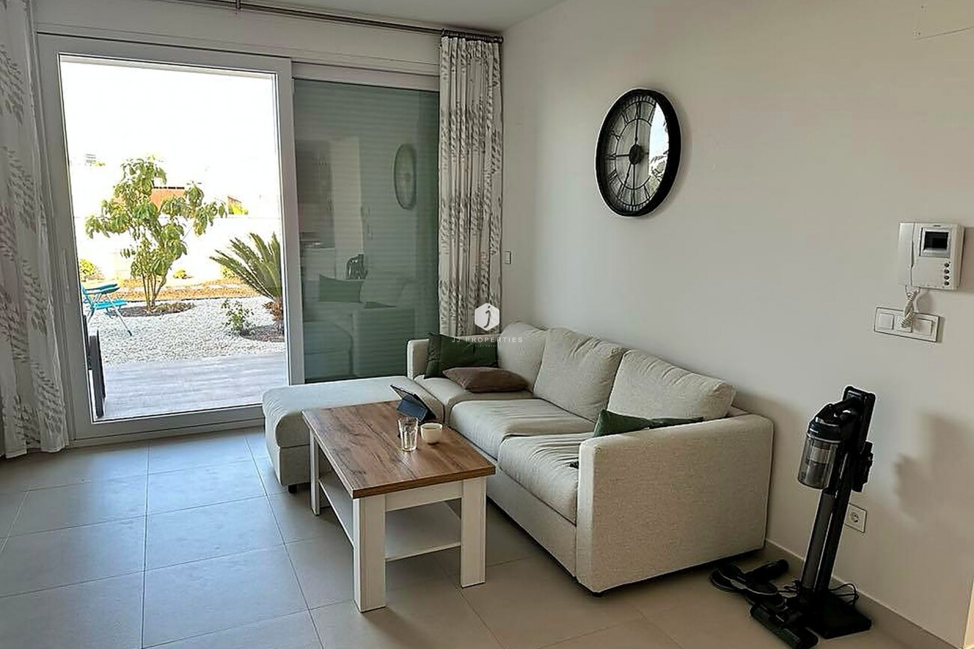 Aus zweiter Hand - Wohnung -
Torrevieja - Torreta Florida