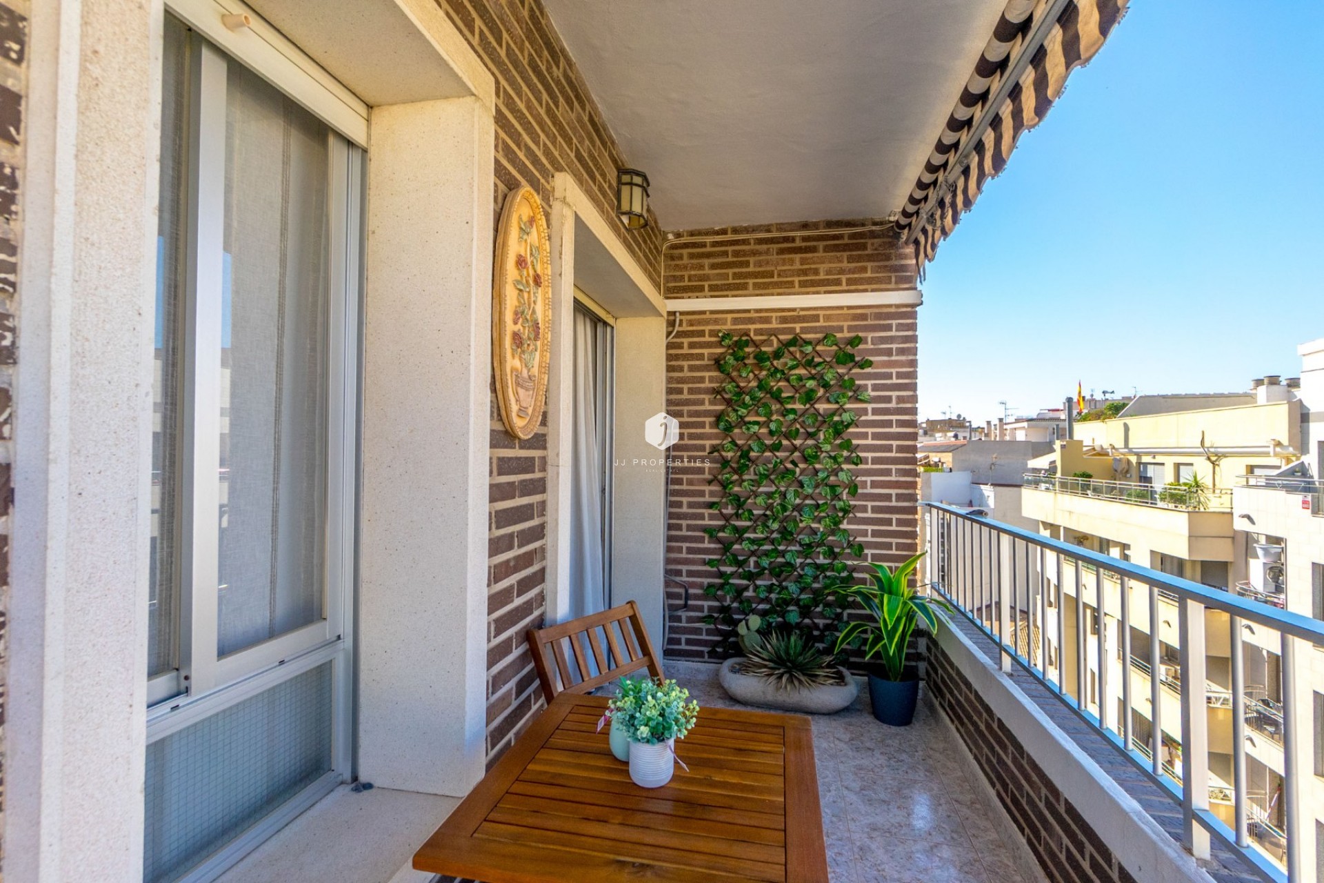 Aus zweiter Hand - Wohnung -
Torrevieja - Torrevieja Centro