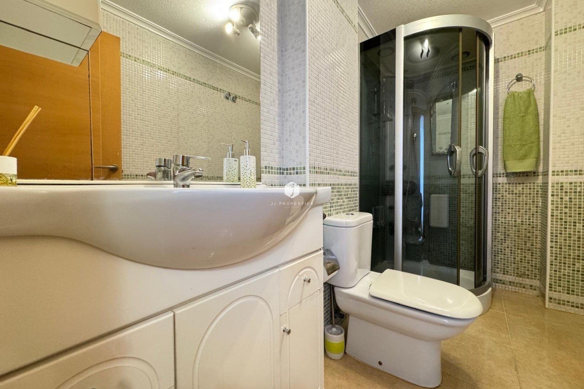 Aus zweiter Hand - Wohnung -
Torrevieja