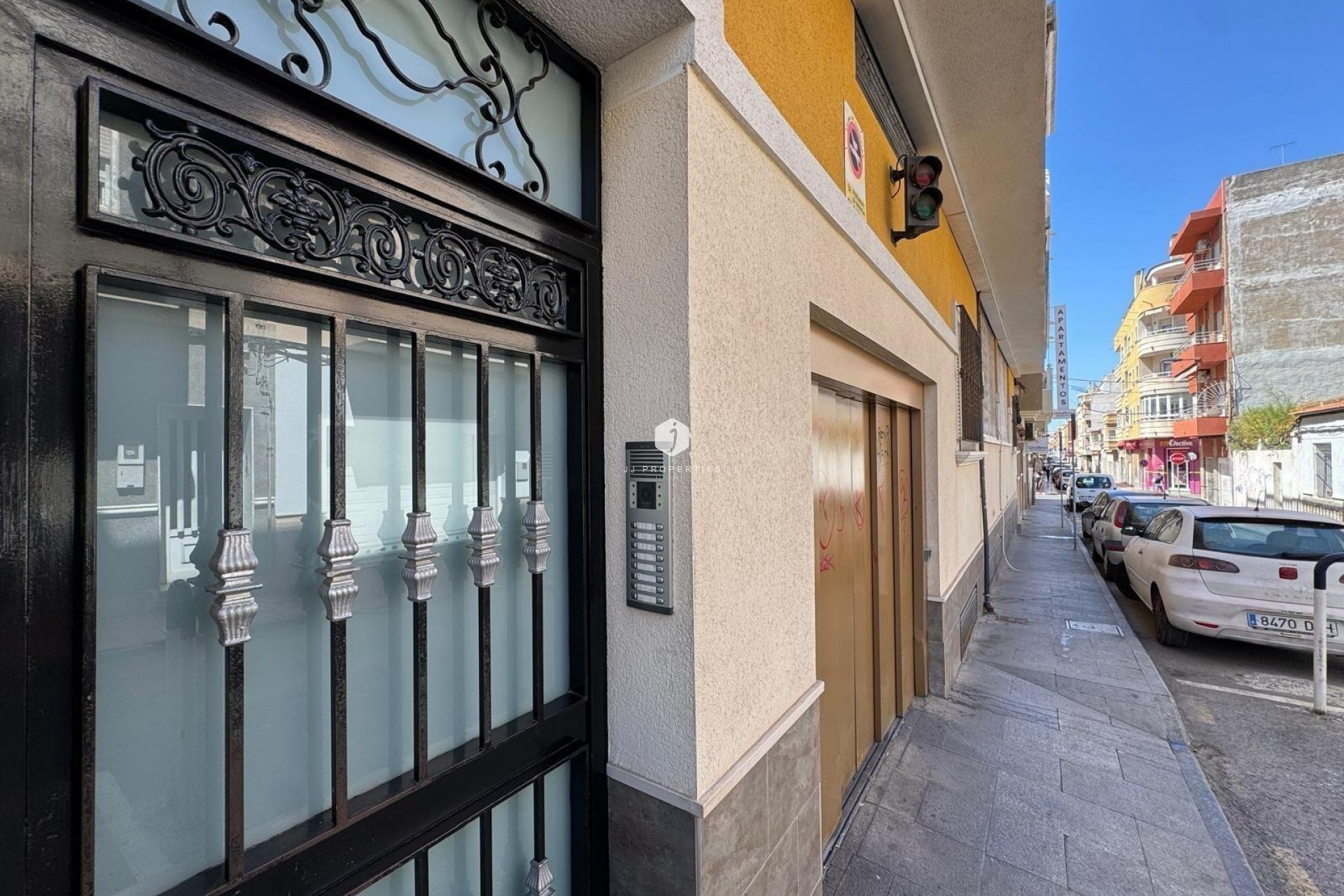 Aus zweiter Hand - Wohnung -
Torrevieja