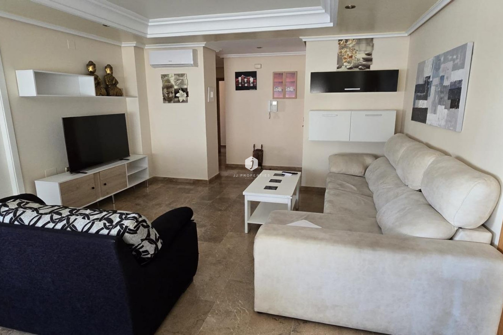 Aus zweiter Hand - Wohnung -
Torrevieja