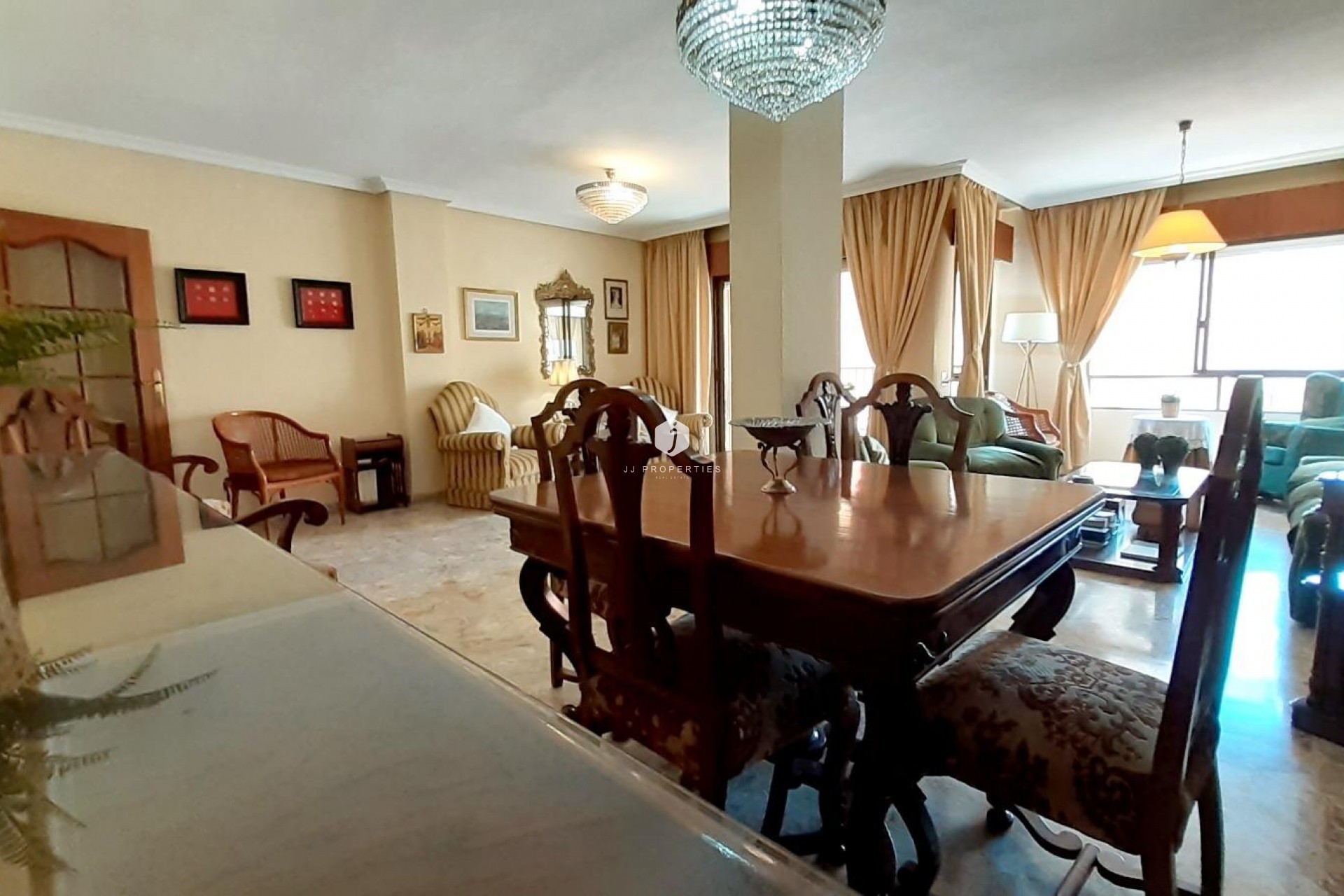 Aus zweiter Hand - Wohnung -
Torrevieja