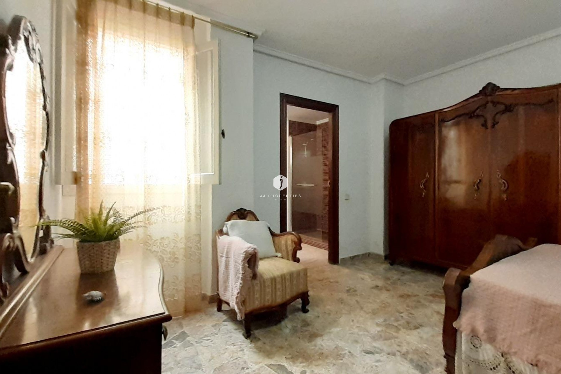 Aus zweiter Hand - Wohnung -
Torrevieja