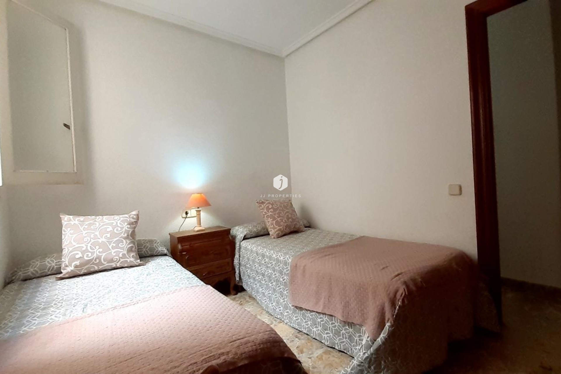 Aus zweiter Hand - Wohnung -
Torrevieja