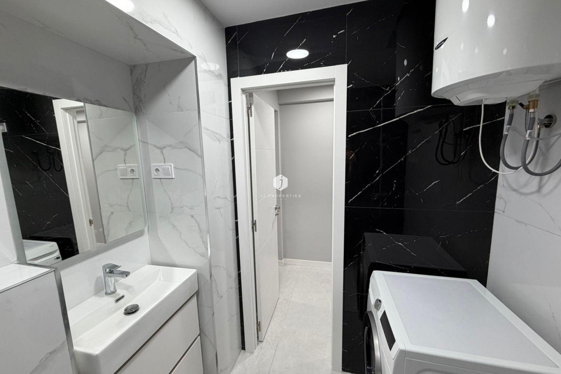 Aus zweiter Hand - Wohnung -
Torrevieja