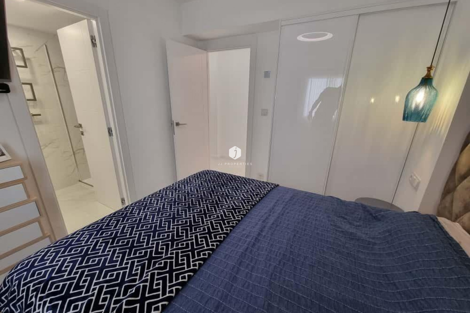 Aus zweiter Hand - Wohnung -
Torrevieja