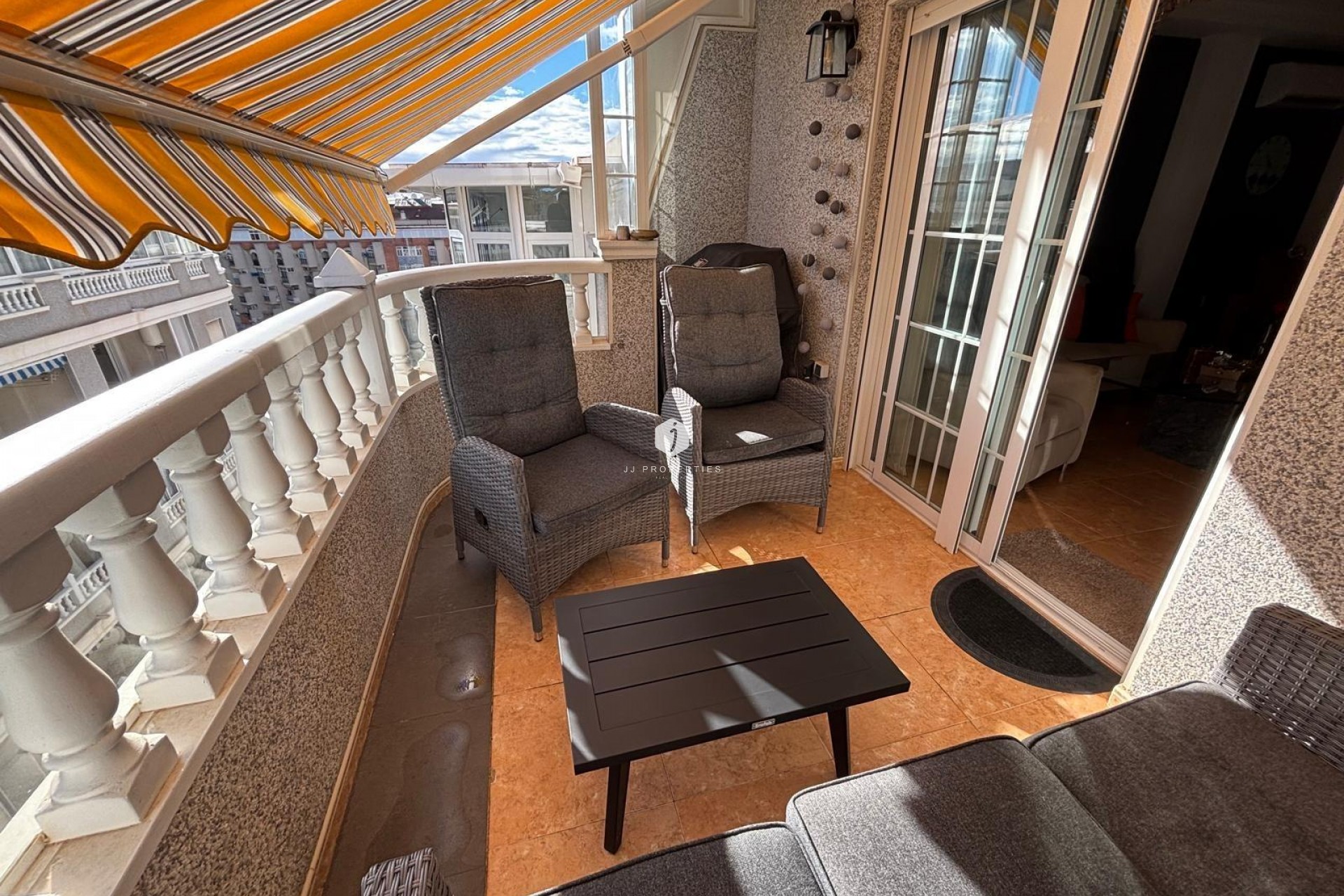 Aus zweiter Hand - Wohnung -
Torrevieja