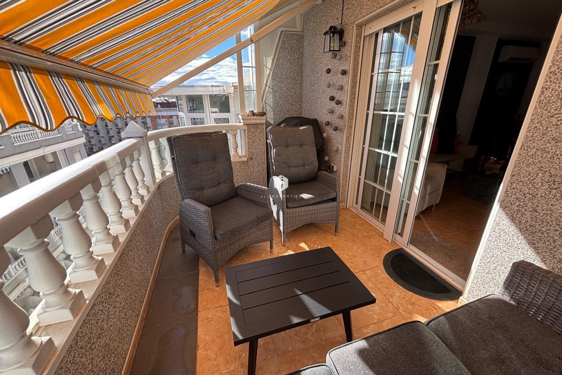 Aus zweiter Hand - Wohnung -
Torrevieja