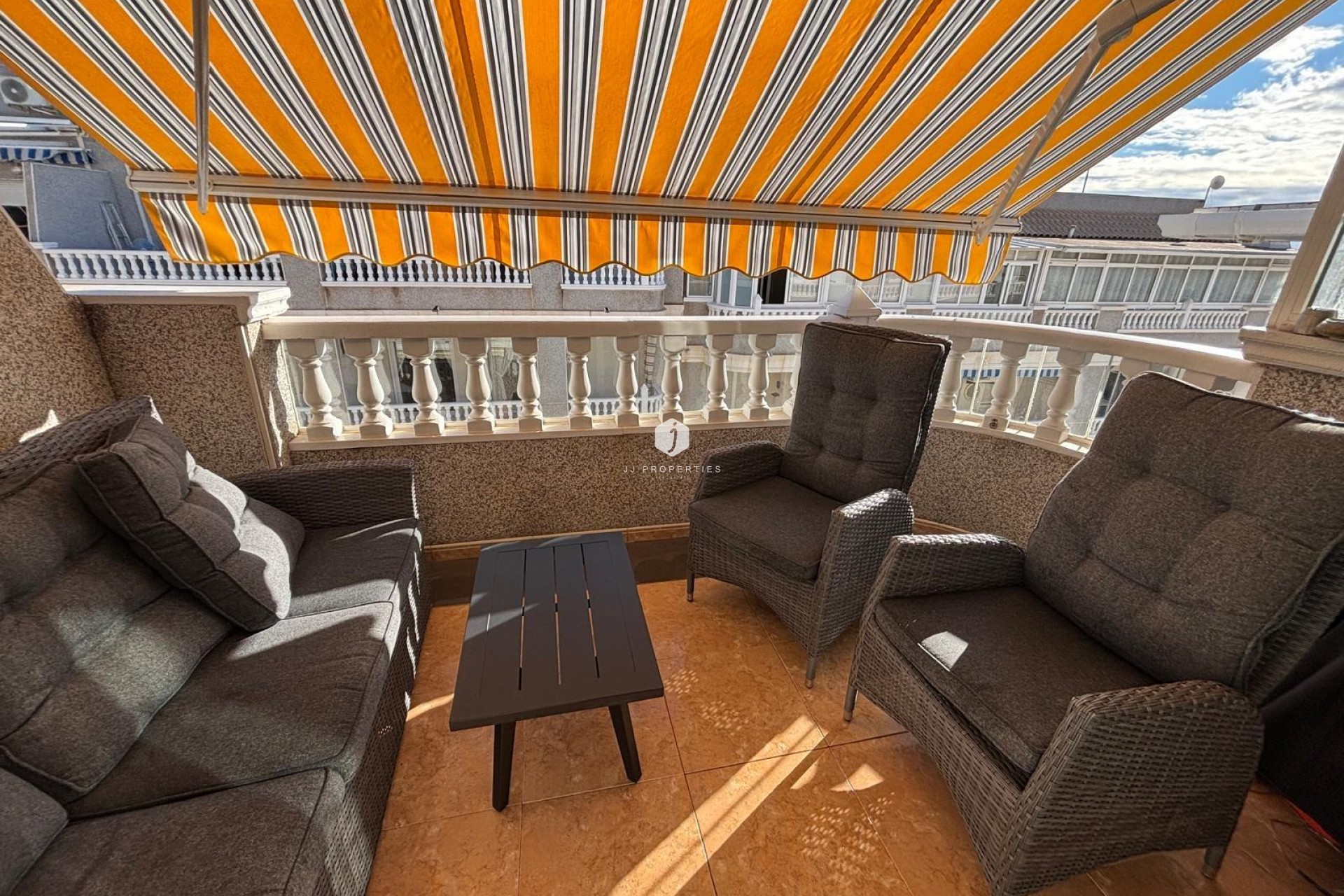 Aus zweiter Hand - Wohnung -
Torrevieja