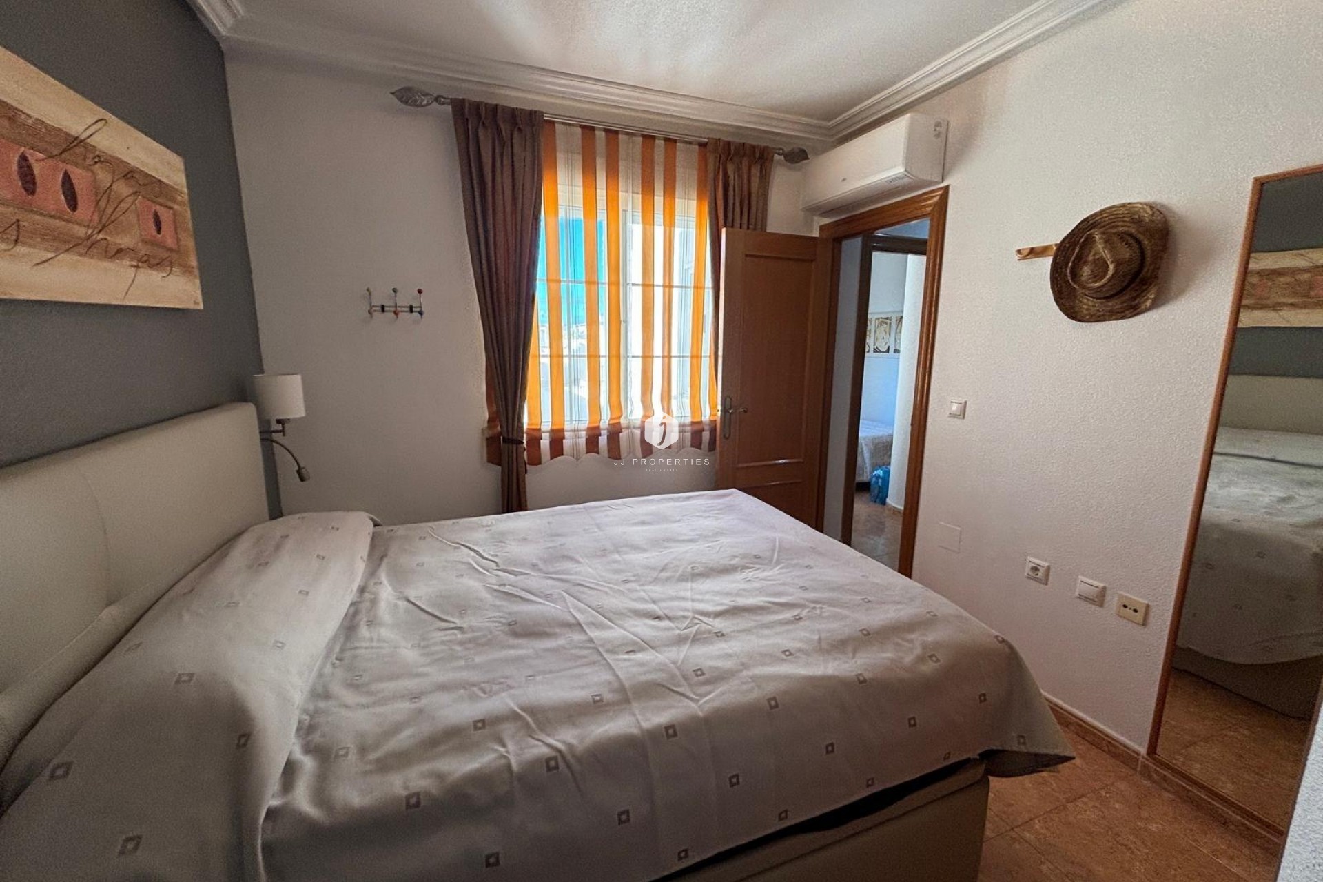 Aus zweiter Hand - Wohnung -
Torrevieja