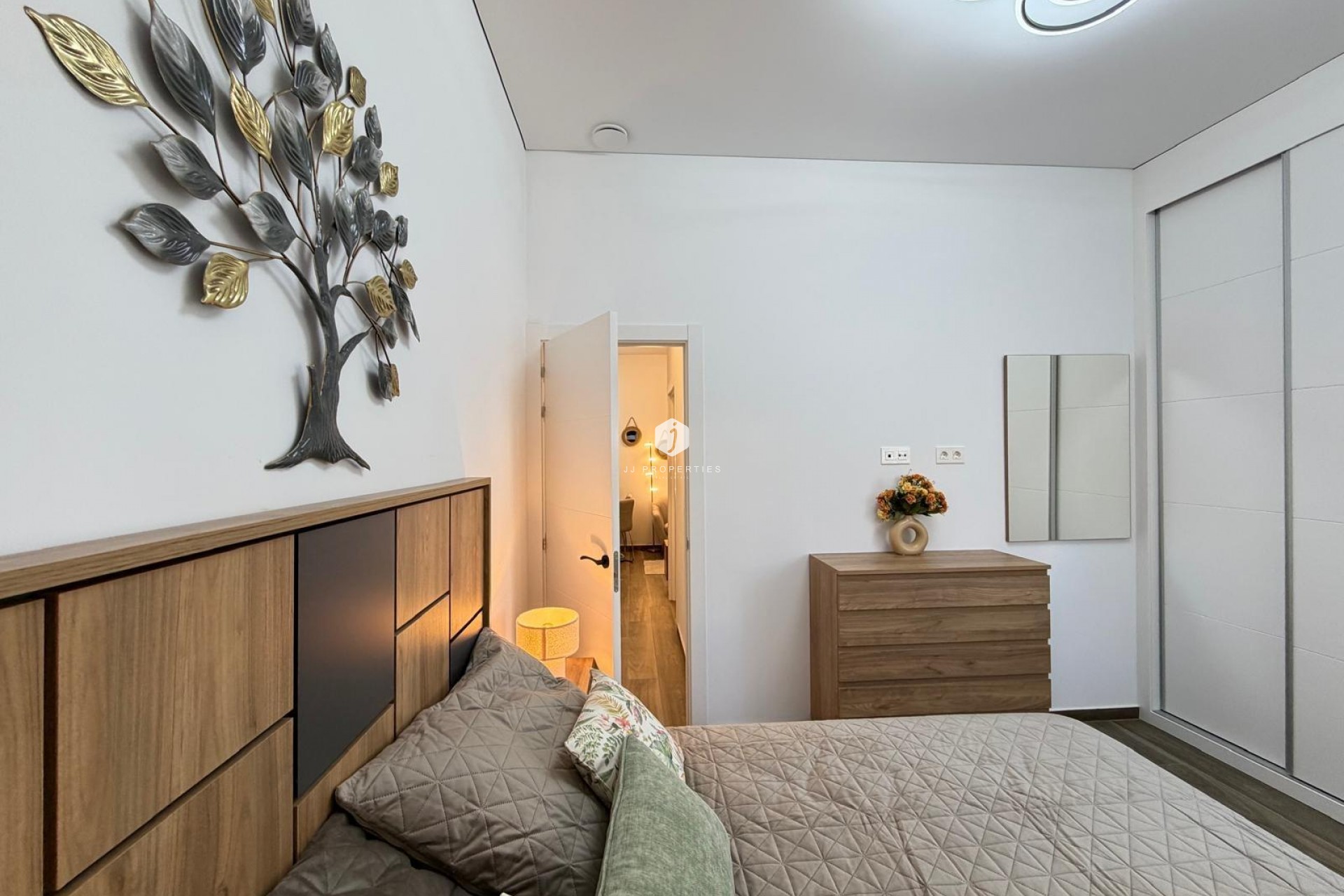 Aus zweiter Hand - Wohnung -
Torrevieja