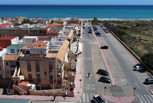 Bungalow - Resale - Torrevieja -
                Costa Blanca