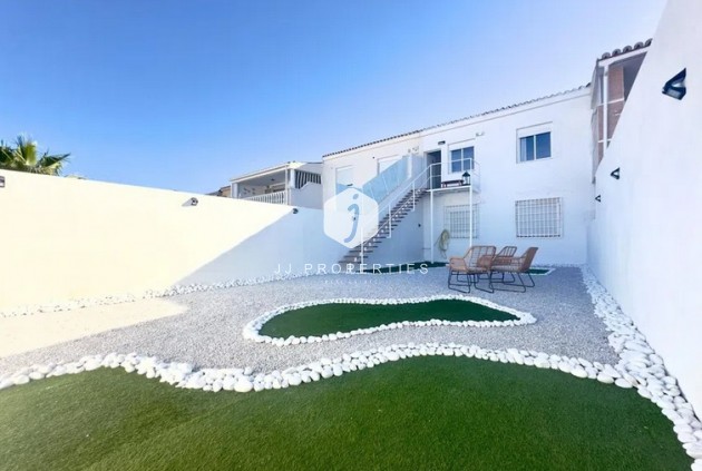 Bungalow - Segunda mano - Orihuela Costa -
                Costa Blanca