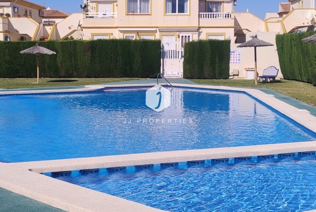 Bungalow - Segunda mano - Orihuela Costa -
                Costa Blanca