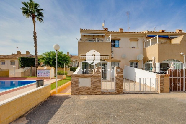 Bungalow - Segunda mano - Torrevieja -
                Aguas Nuevas 2