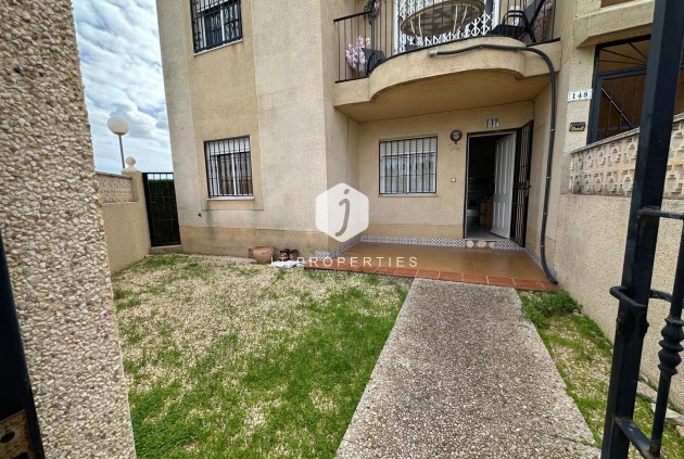 Bungalow - Segunda mano - Torrevieja -
                Torrevieja