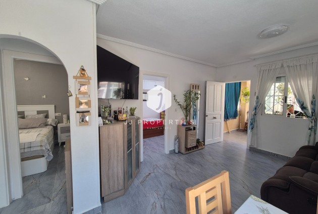 Bungalow - Tweedehands - Torrevieja -
                Costa Blanca