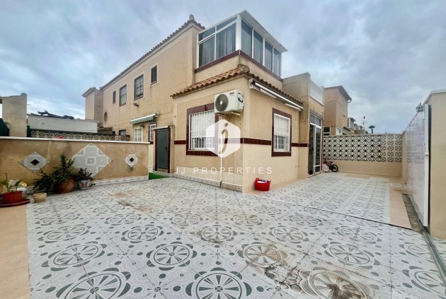 Bungalow - Tweedehands - Torrevieja -
                Paraje Natural