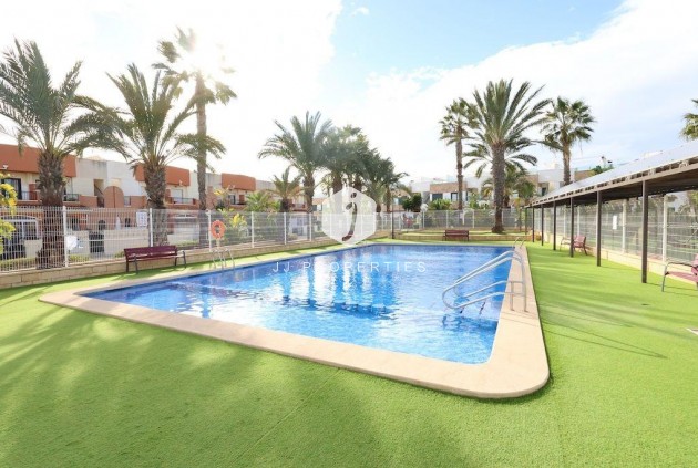 Chalet - Aus zweiter Hand -
            Orihuela Costa - C-64486