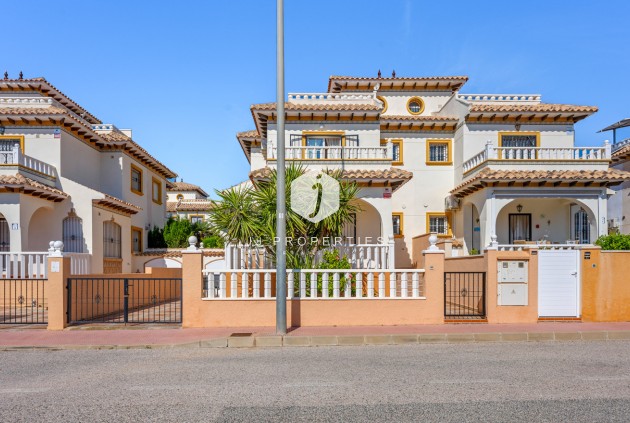 Chalet - D'occasion - Cabo Roig -
                Costa Blanca