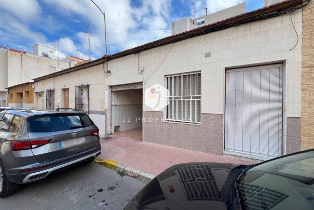 Chalet - D'occasion -
            Guardamar del Segura - C-37282