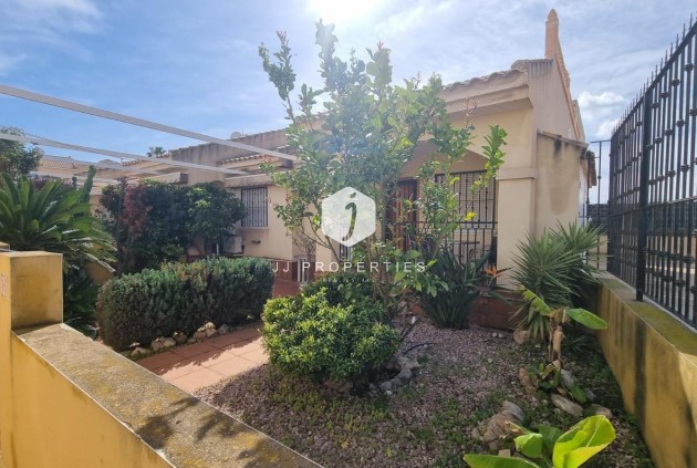 Chalet - D'occasion - Guardamar del Segura -
                Urbanizaciones