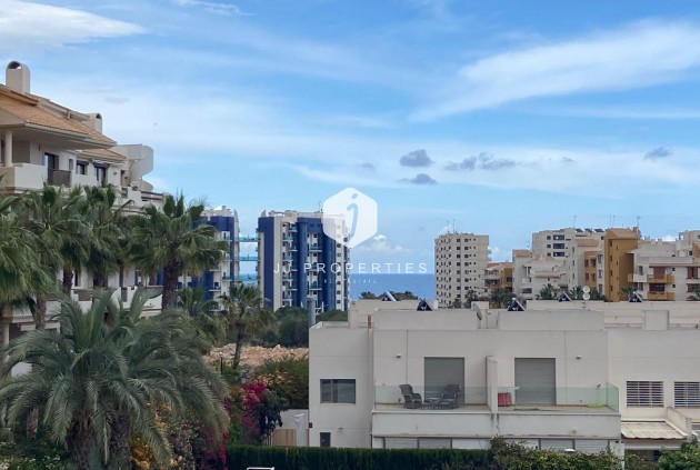 Chalet - D'occasion -
            Orihuela Costa - C-33038