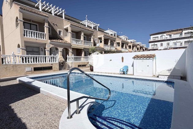 Chalet - D'occasion -
            Orihuela Costa - C-84426