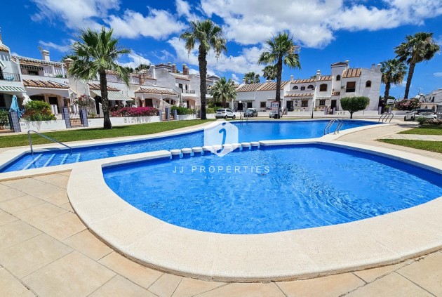 Chalet - D'occasion - Orihuela Costa -
                PAU 8