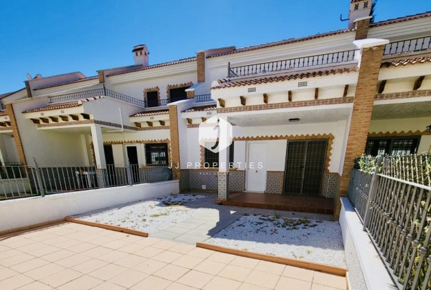 Chalet - D'occasion - San Miguel de Salinas -
                Inland