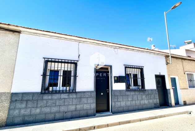 Chalet - D'occasion - San Miguel de Salinas -
                Inland