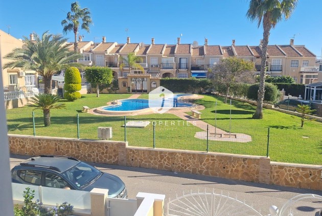 Chalet - D'occasion - Torrevieja -
                aguas nuevas