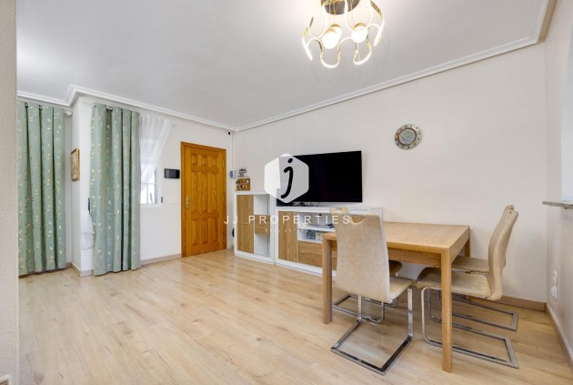 Chalet - D'occasion - Torrevieja -
                aguas nuevas