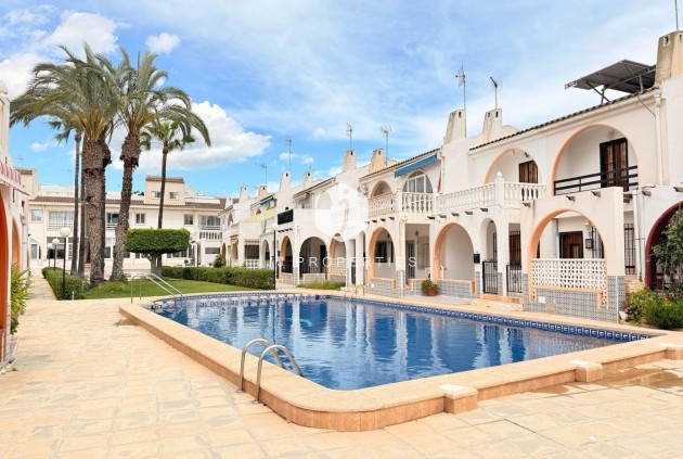 Chalet - D'occasion - Torrevieja -
                El chaparral