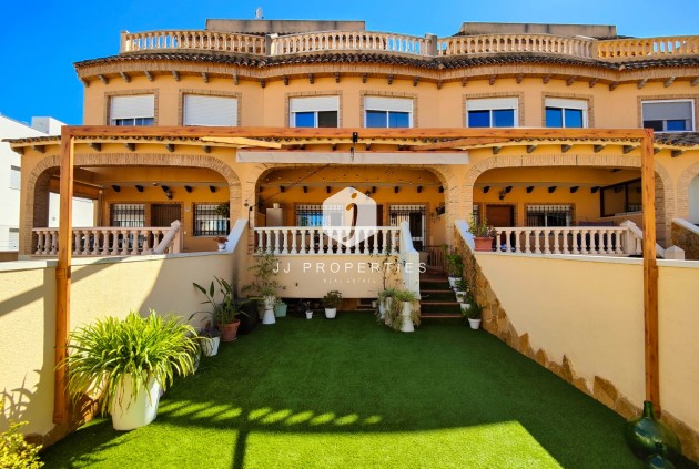 Chalet - Resale - Guardamar del Segura -
                Costa Blanca