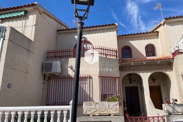 Chalet - Resale - Jacarilla -
                Inland