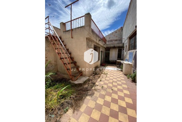 Chalet - Resale - Jacarilla -
                Jacarilla - Town