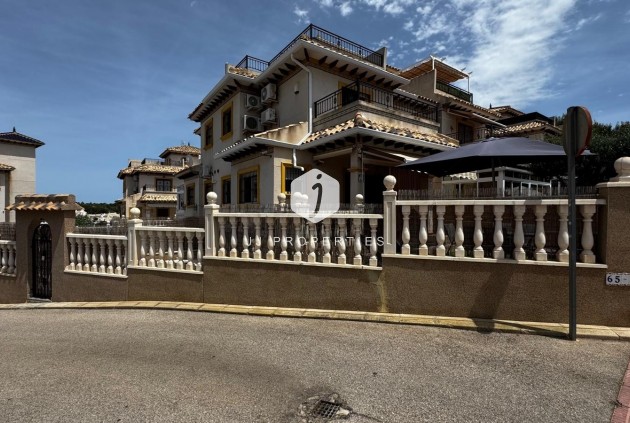 Chalet - Resale - Orihuela Costa -
                Costa Blanca