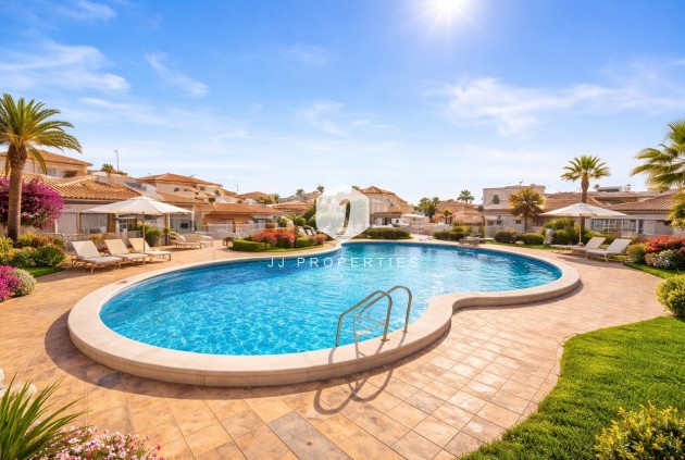 Chalet - Resale - Playa Flamenca -
                Costa Blanca