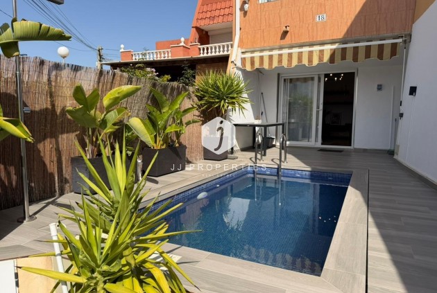 Chalet - Resale -
            Torrevieja - C-56804