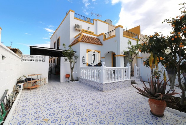 Chalet - Resale - Torrevieja -
                Carrefour