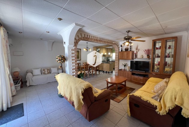 Chalet - Resale - Torrevieja -
                San luis