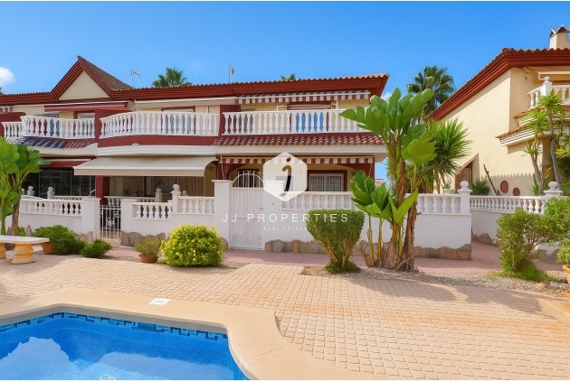 Chalet - Segunda mano - Ciudad Quesada -
                Costa Blanca