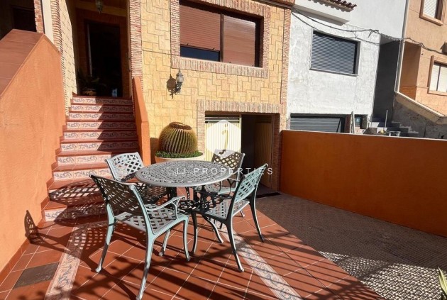 Chalet - Segunda mano - Formentera del Segura -
                Pueblo 5