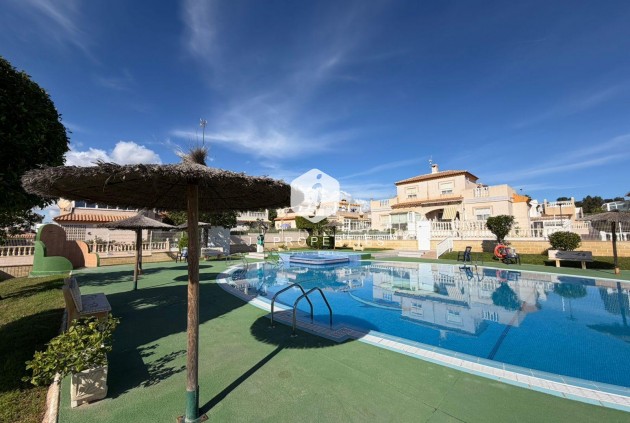 Chalet - Segunda mano - Torrevieja -
                Cabo cervera