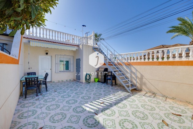 Chalet - Segunda mano - Torrevieja -
                La Siesta - El Salado - Torreta